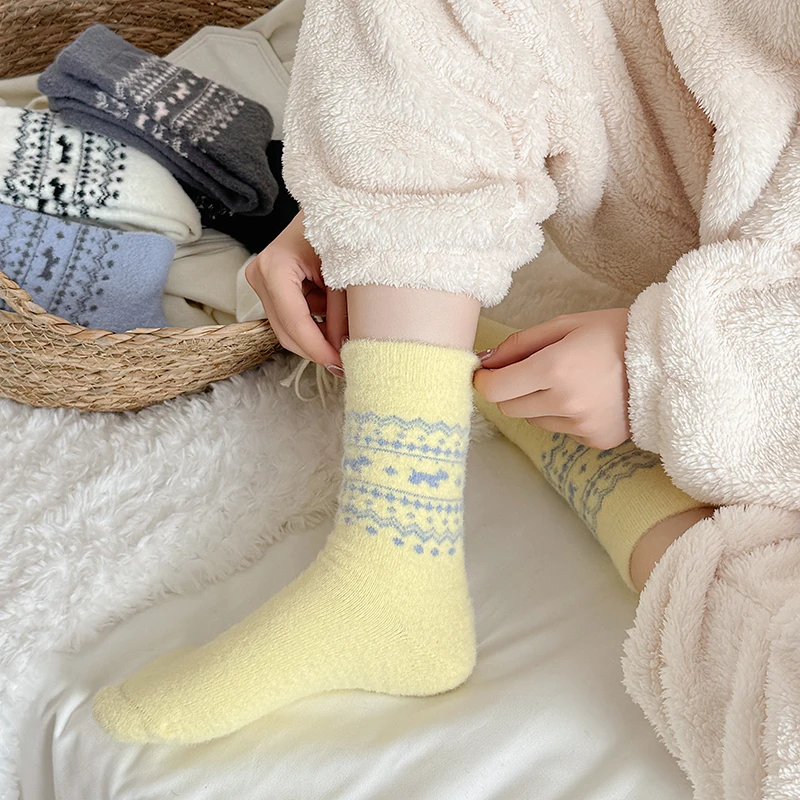 

Winter Women's Socks Thick New Novelties Cartoon Cute Socks Thick Sleep Fashion Breathable Candy Color Floor Socks High Quality