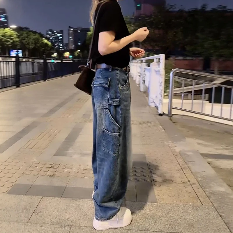 

Американские джинсовые брюки-карго в стиле high street для женщин, новая весенняя модель, свободный крой, модные широкие брюки с изогнутым кроем.