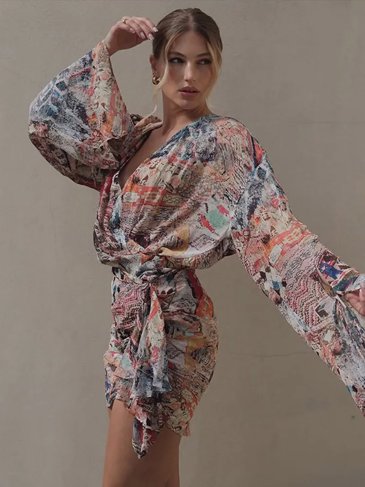 

Sexy Printed V-neck Top Skirt Women's Set Fashion Long Sleeve Pleated Shirt Short Skirts Suit Female Summer Chic Casual Outfit