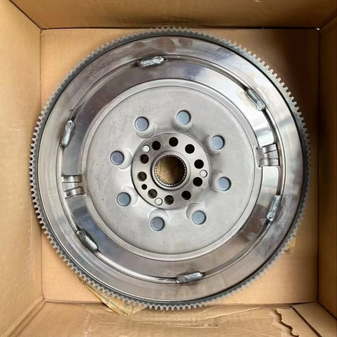 

97011402010 415095909 Маховик для двигателя CWDA CWD CWFA CWF Panamera