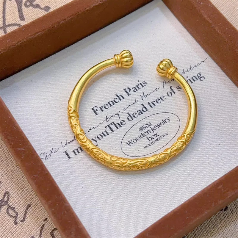

AU750 Gold Curled Grass Pattern Women's Open Bracelet Vintage 18K Gold Lotus Pong Cherry Blossom Bracelet Gift for Girlfriend