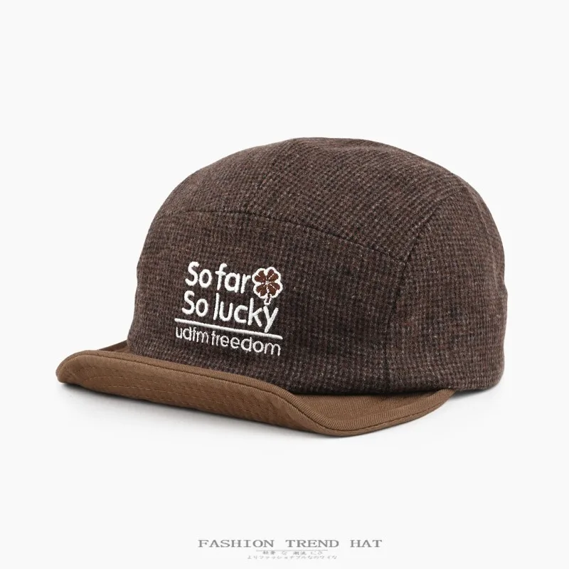 Koreanische Farbblockierte Baseballkappe mit Gestickten Buchstaben, Weicher Schirm, Flacher Schirm, für Männer und Frauen, Herbst- und Winter-Wollmütze – Detail 4