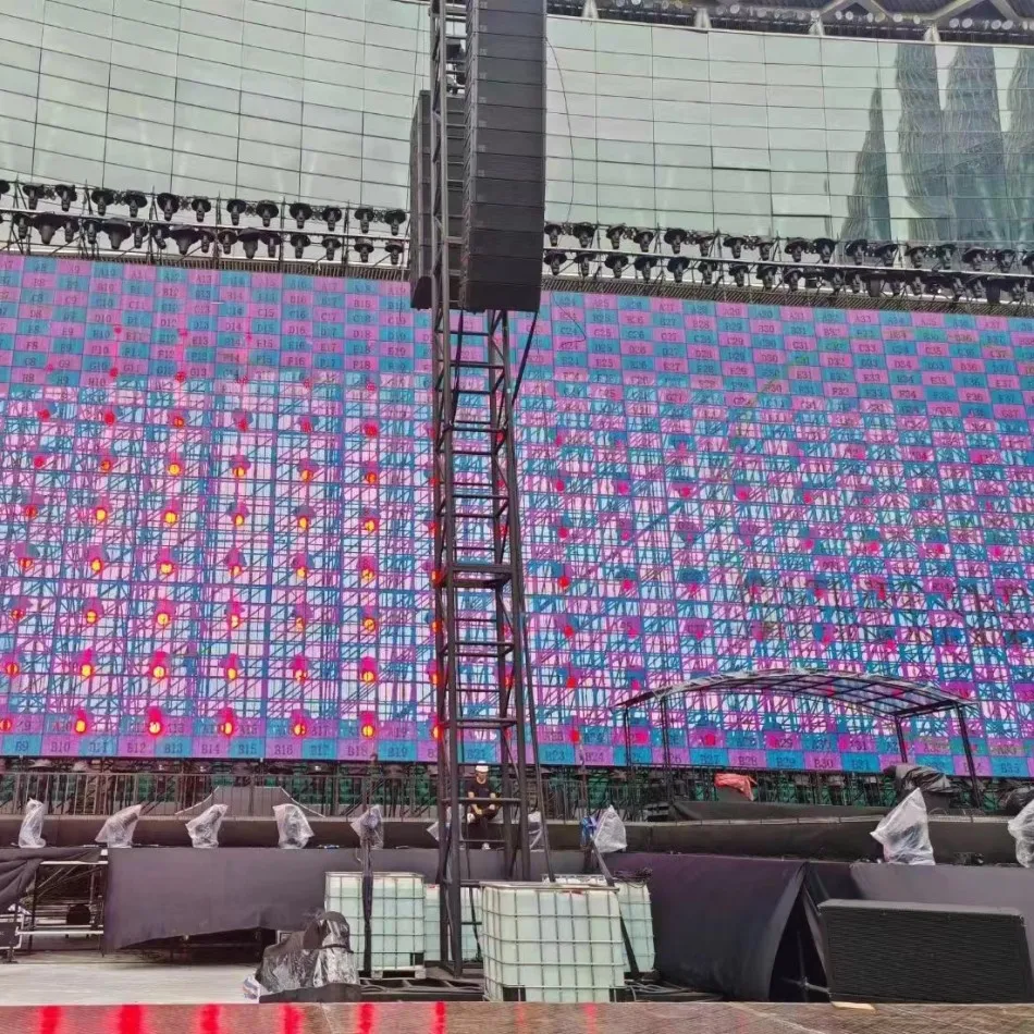 P3.9-7.8 Outdoor transparent Rental LED Display Screen Cabinet 500x1000mm LED panel