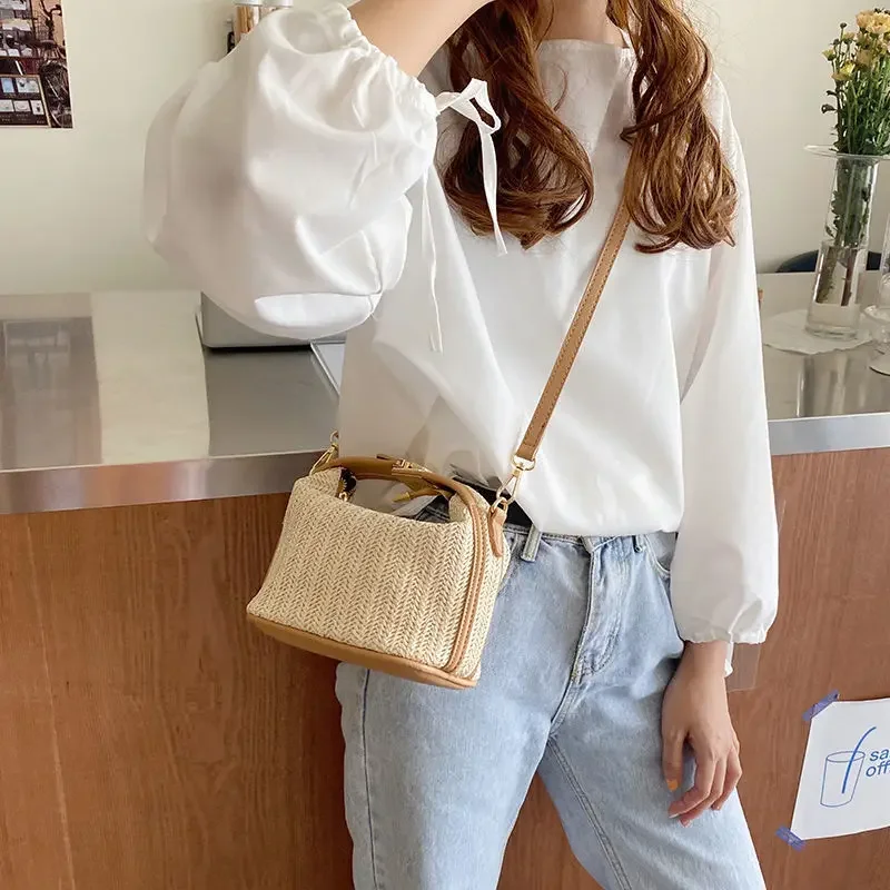 2024 New Summer Small Straw Handbag Trendy Shoulder Bag Woven Bucket Crossbody Bag Casual Seaside Beach Bag Gilrs Handle Tote