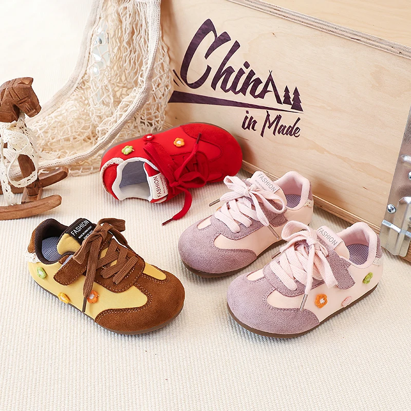 

Girls Casual Shoes Sweet Flowers Kids Tennis Shoes Classic Soft 2025 Autumn New Children Sports Shoes Princess Style Non-slip