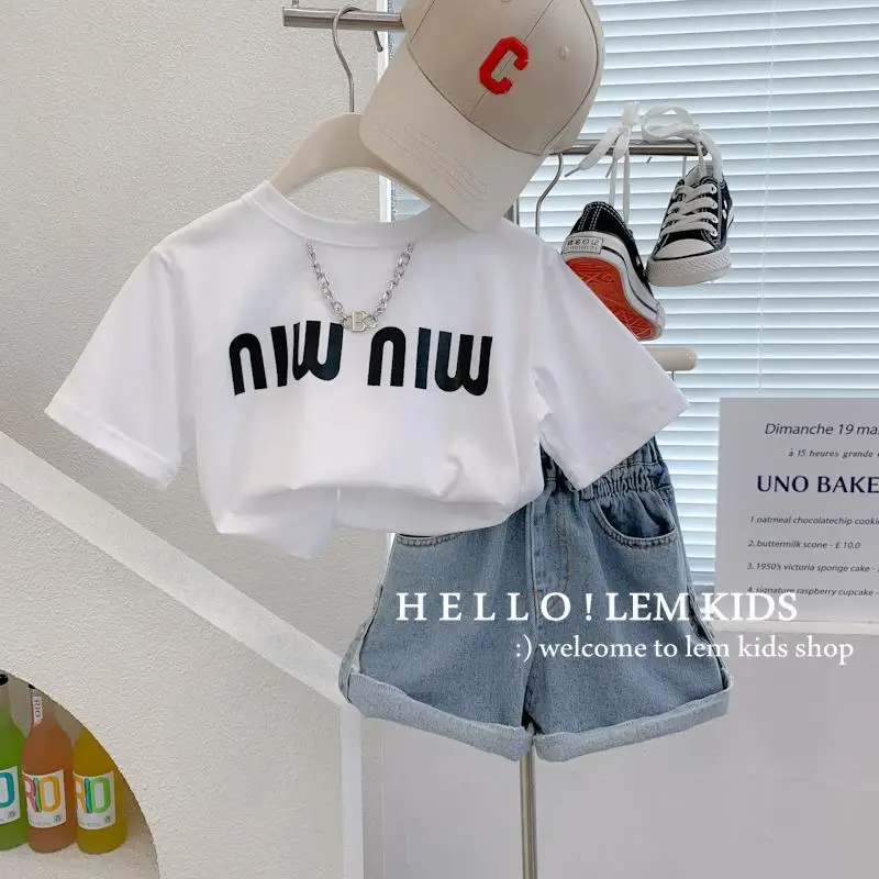 Children's Summer Clothing Set New Girl's Fashion Necklace Letter Short Sleeve T-shirt Denim Shorts 2-piece Set