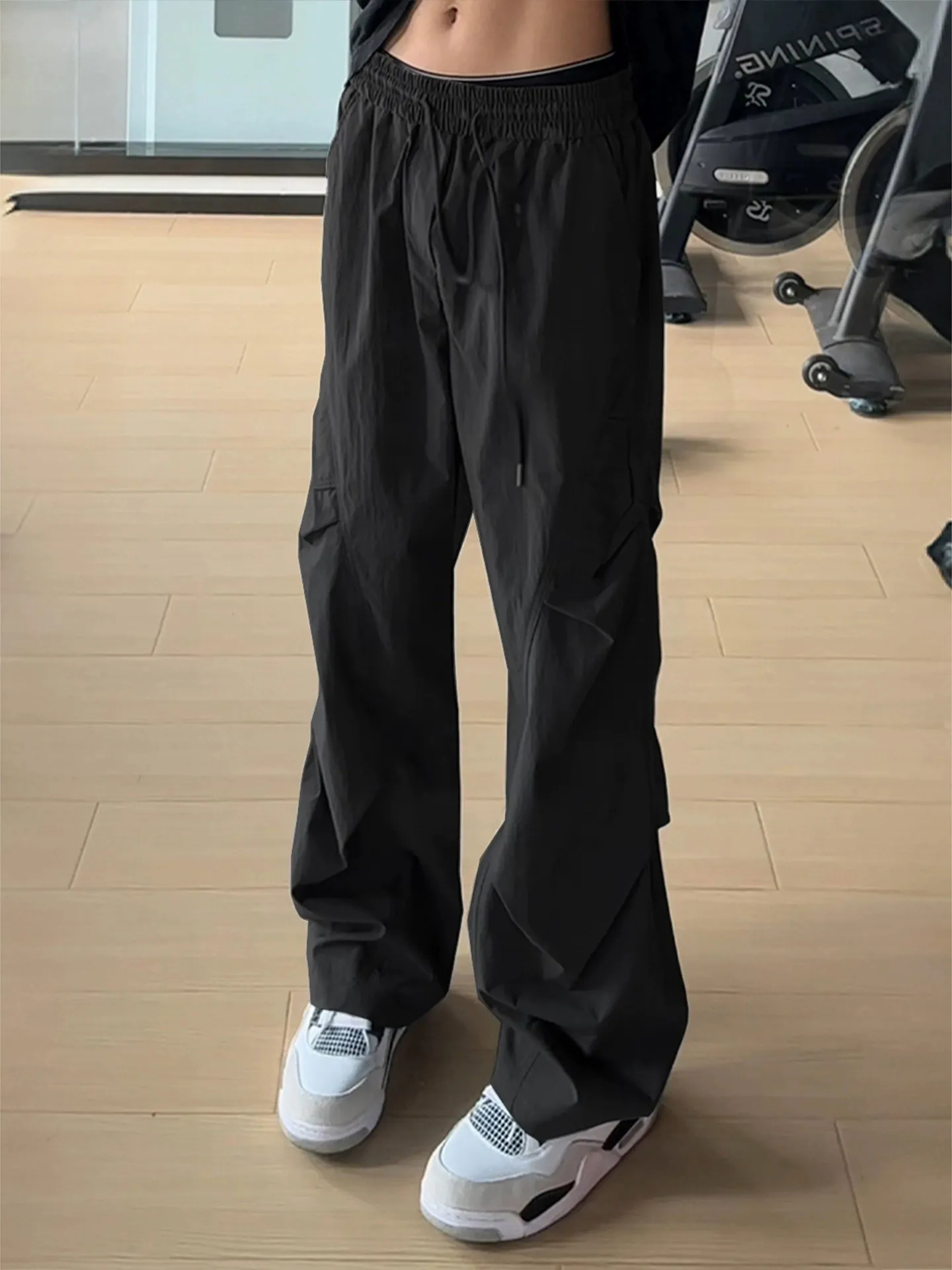 

Black Casual Straight Leg Trousers Men's Summer Slant Cut Paratrooper Pleated Flared Workwear Style American Leisure Pants