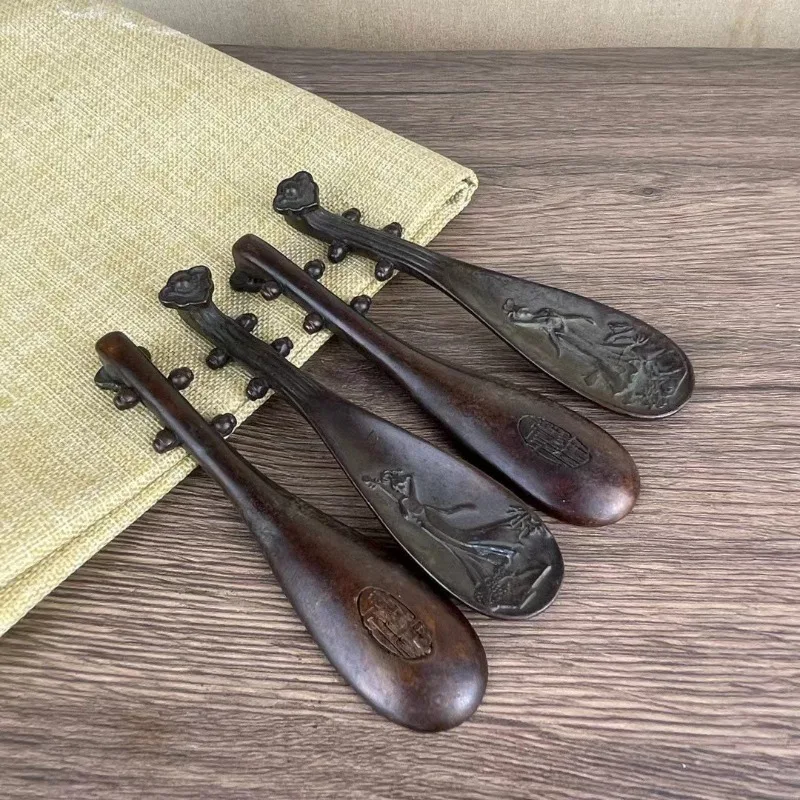 Antique Copper Lute Shape Decorative Spoon Engraved Lady Figure Retro Oriental Metal Incense Spoon Desk Collectible Ornament
