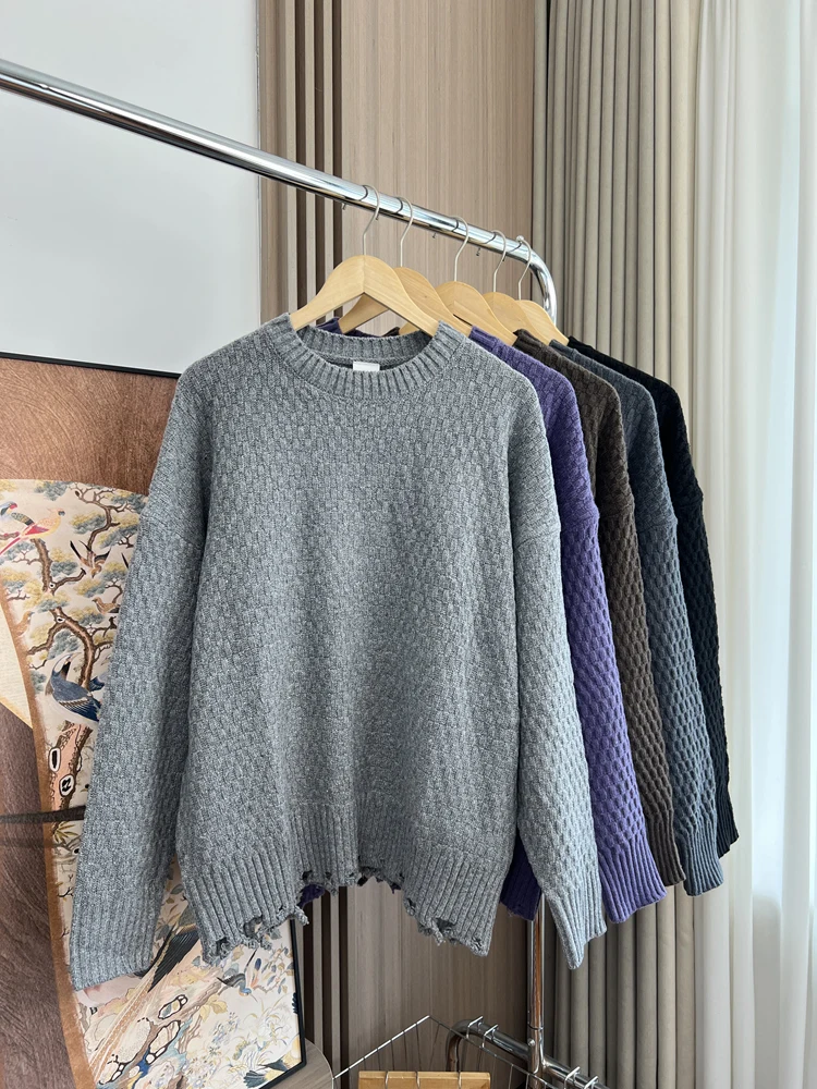 

Свободный вязаный свитер, круглый, мужской, модный, повседневный, осенне-зимний, с заниженными плечами и манжетами, с 3D вышивкой...