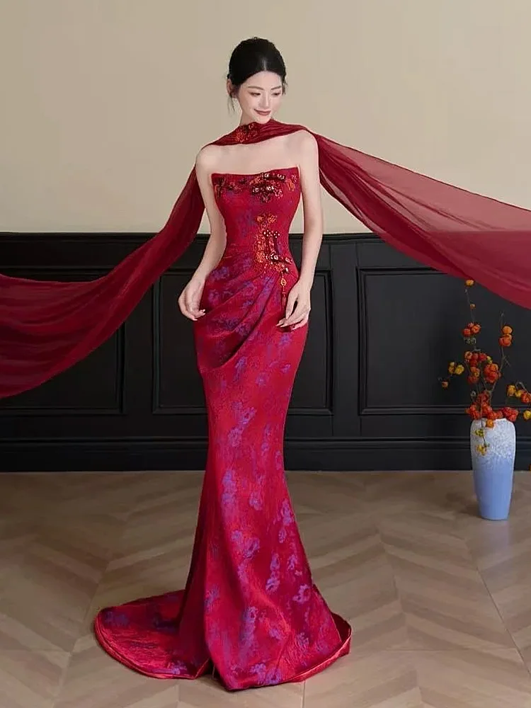 

Elegant Chinese Style Morning Robe Wedding Dress for Women Luxury Sensation Engagement Party Bridal Gown Long Skirt