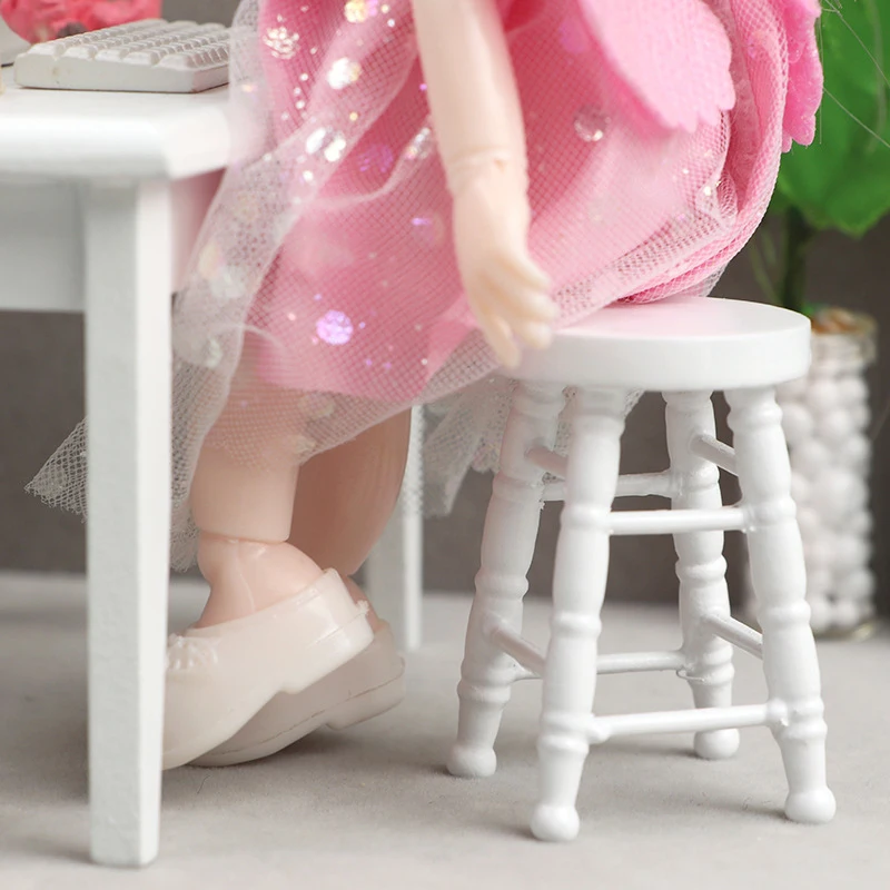 Mini Furniture Dollhouse Simulation Wooden Stool Model Living Room Toy Doll House Furniture Accessories Miniature Kid Toy