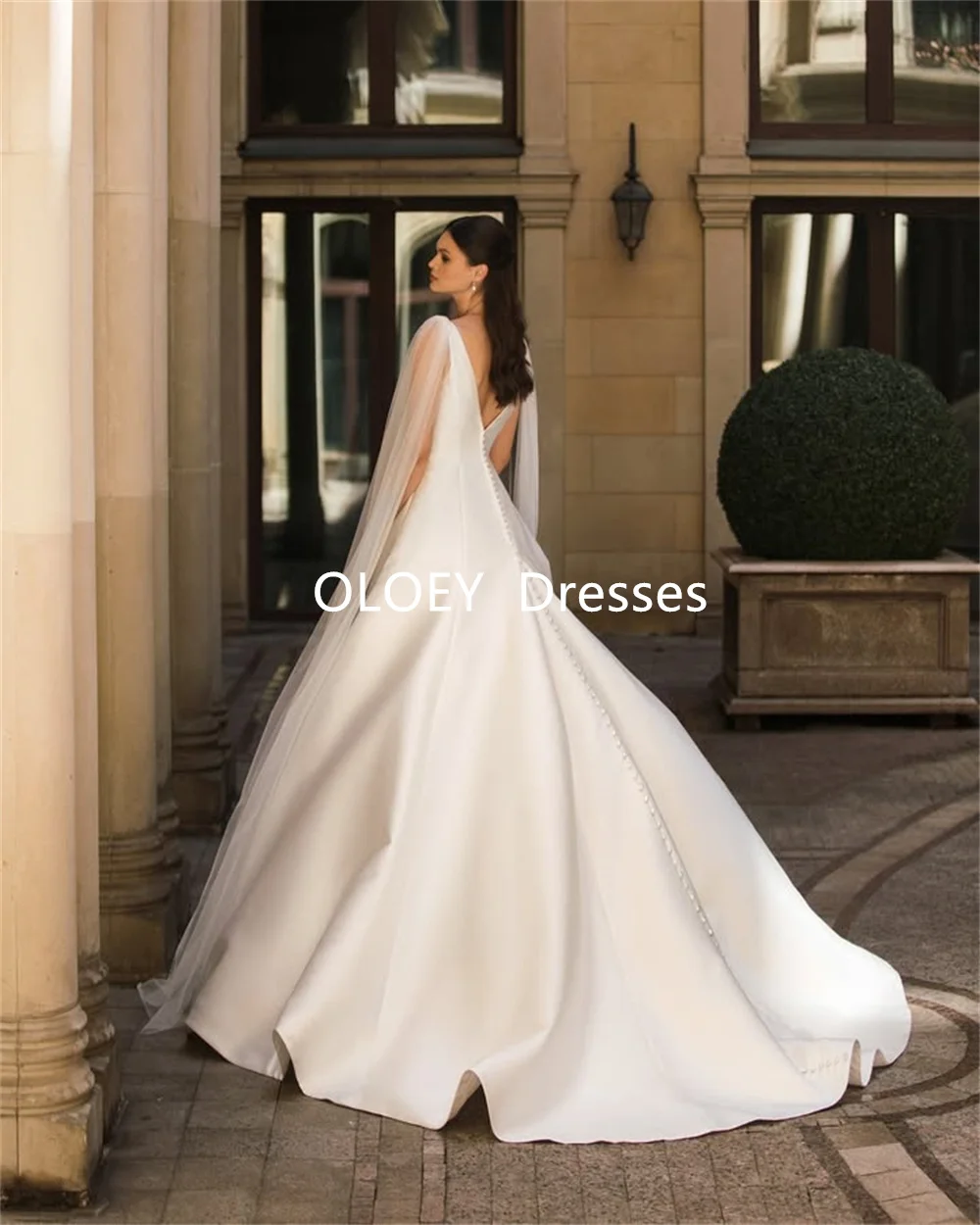 OLOEY Elegante Sweetheart A Line Abiti da sposa Lunghezza pavimento Pieghe Abiti da sposa in raso Senza maniche Cinghie per spaghetti Personalizzato