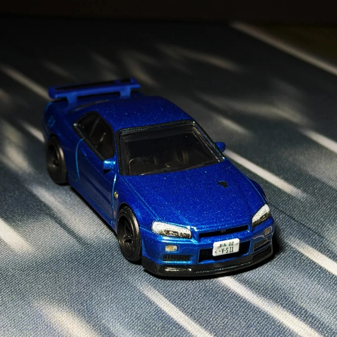 Hot Wheels Premium Timeless Icons Nissan Skyline GT-R Car Culture 1:64 Scale Diecast Car Model Collectible Alloy Vehicle Toy