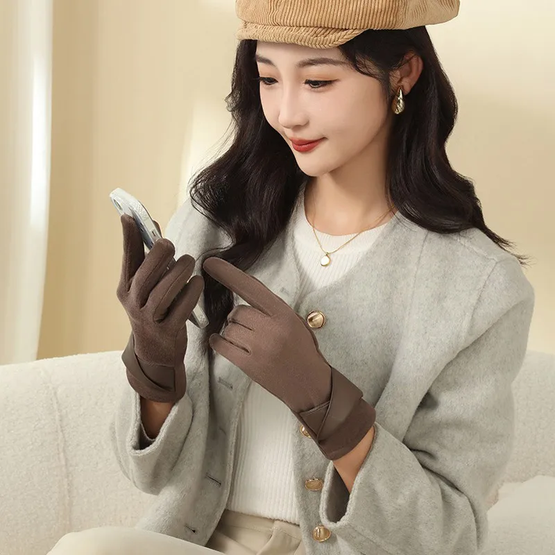 여성용 장갑 스웨이드 겨울 따뜻한 벨벳 터치스크린 장갑 승마 운전을 위한 우아한 터치 스크린 장갑 따뜻한 야외 활동을 유지하세요