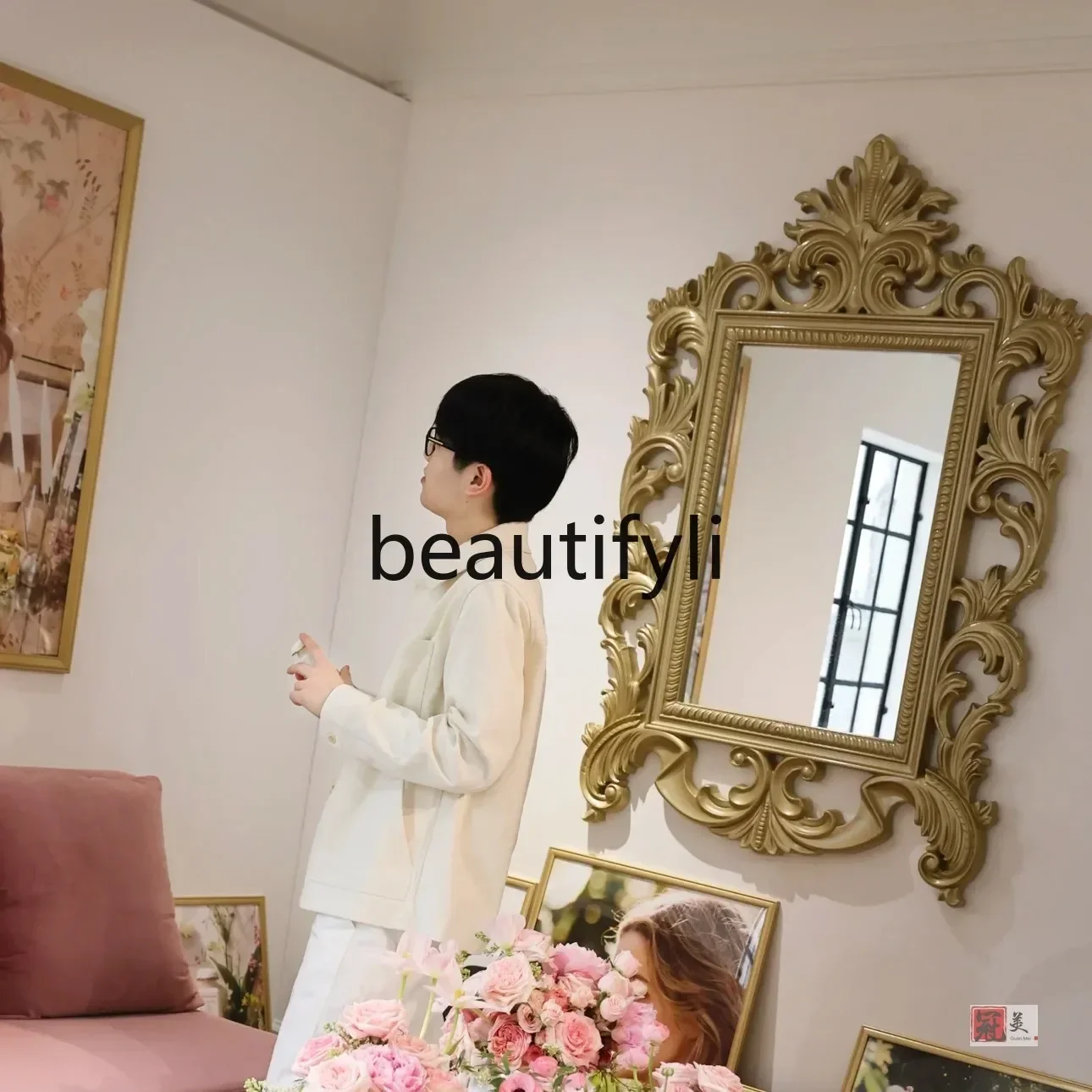 

French retro carved bathroom vanity mirror American living room entrance wall-mounted decorative mirror bedroom vanity mi
