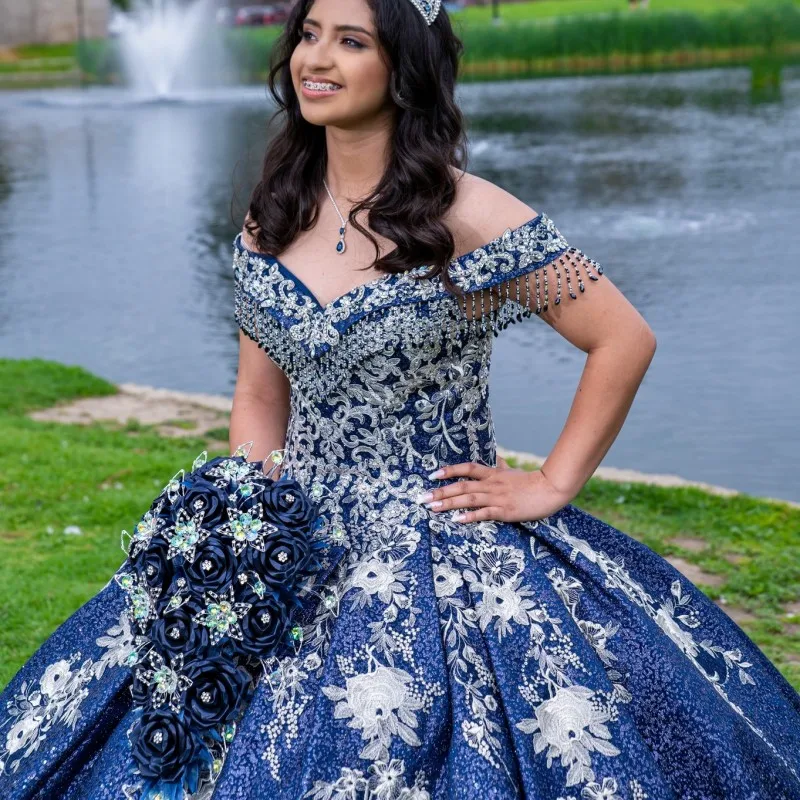 

Navy Blue Shiny Beaded Ball Gown Quinceanera Dresses Applique Lace Sweet 16 Dress Pageant Gowns Vestidos De 15 Anos
