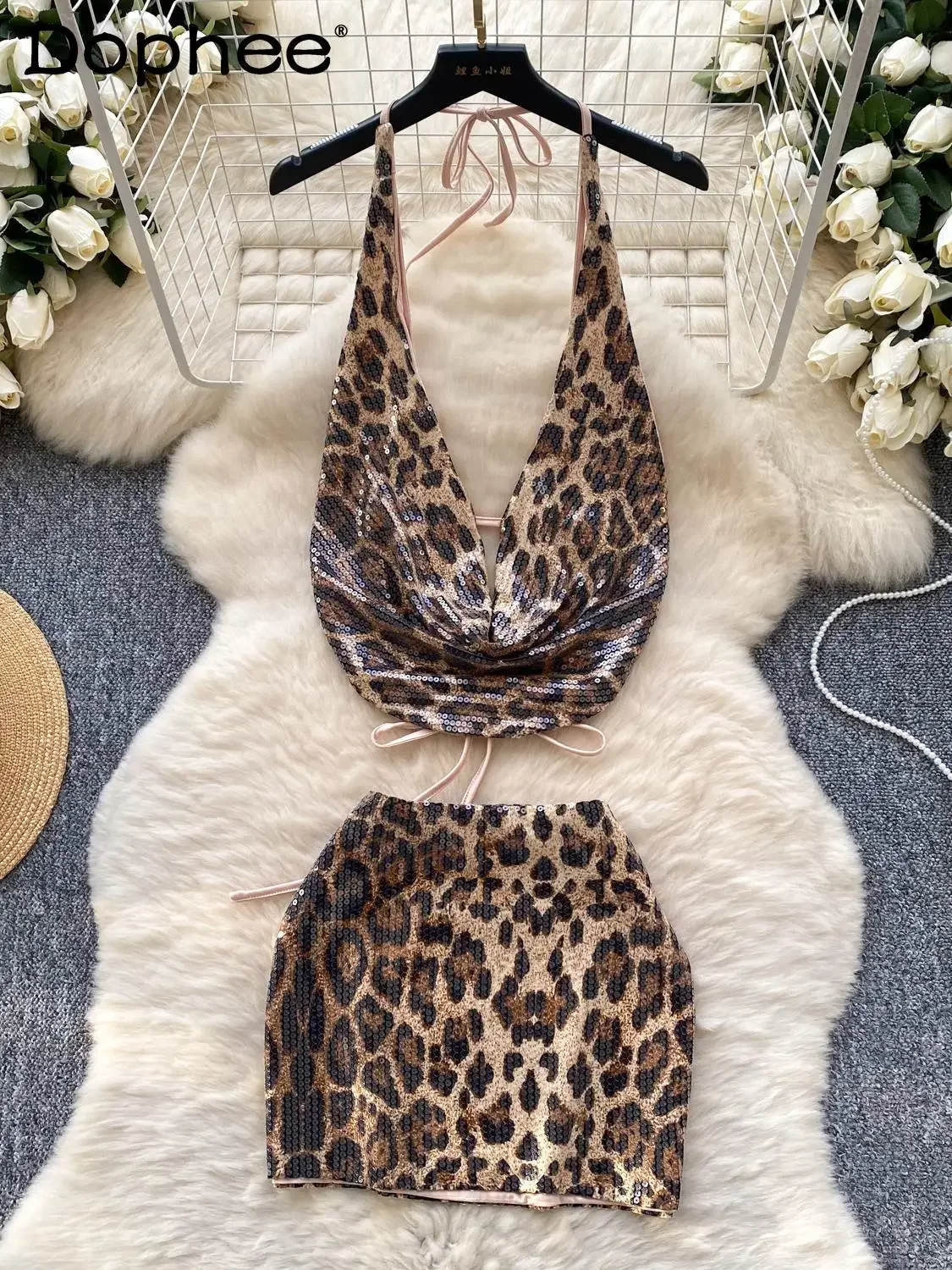 

Sexy Girl Skirt Suit Low-cut Neck Lace-up Leopard Print Sequined Top and Hip Skirt Two Piece Sets Womens Outifits Skirt Sets