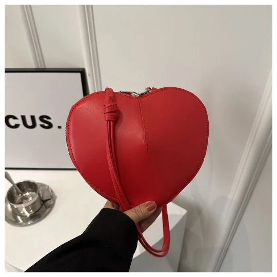 Pink 2024 New Heart Women Bags Trend Elegant Girl Woman Handbag Shoulder PU PVC Lady Crossbody Purses Tote Luxury Women\'s Bag