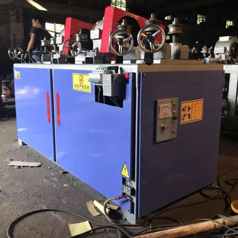Round pole dumper woodworking comber round wood grafting machine