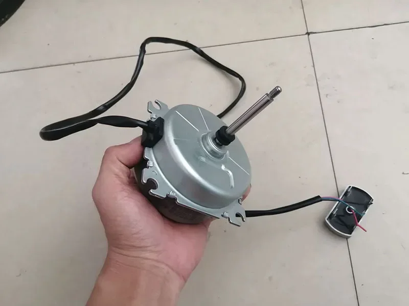 200W Three-phase permanent magnet brushless AC brushless wind turbine + ballast hand hydraulic power 12V-300V