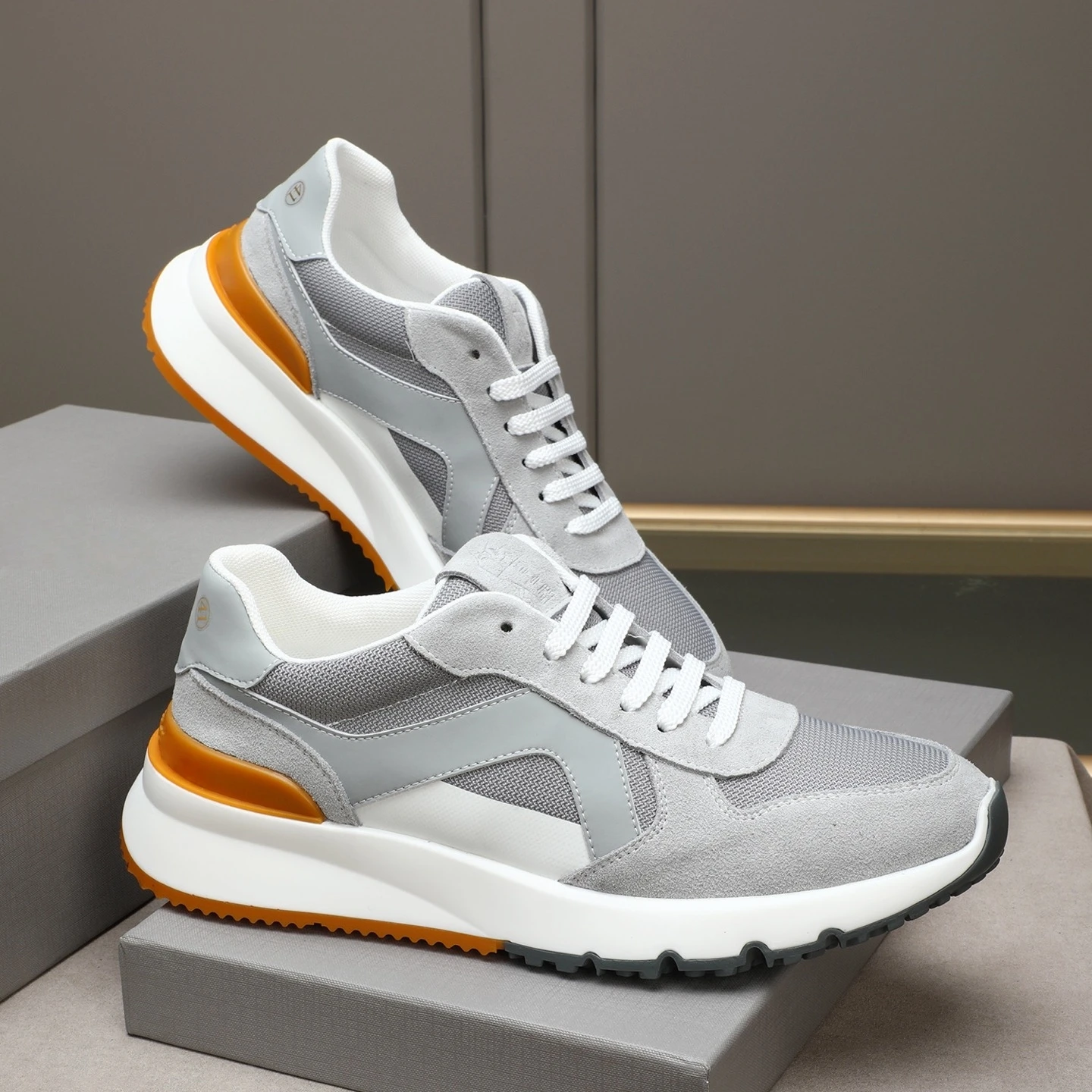 

Элитные мужские кроссовки из телячьей кожи и замши с сетчатой подкладкой из овчины, для бега и велоспорта, подарки на праздники, ручная работа, повседневные кеды