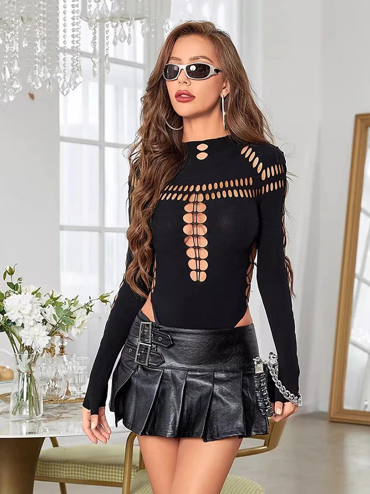 ReddaChic Vrouwen Lange Mouw Zwarte Bodysuit Hollow-out Flatterende Stretch Lange Mouw Coltrui Top Hotties Punk Night Clubwear