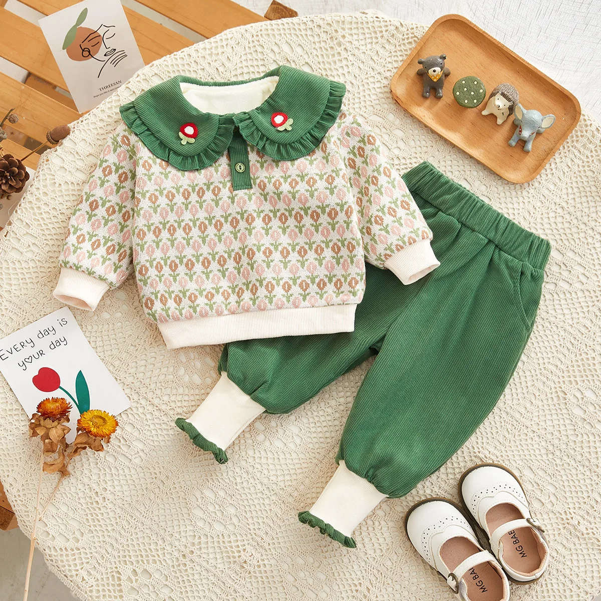 Autumn Winter Children\'s Velvet Set Baby Girl\'s Green Flower Turn Down Collar Pullover Cotton Tops 2Pcs Suit Loose Thicked Pants