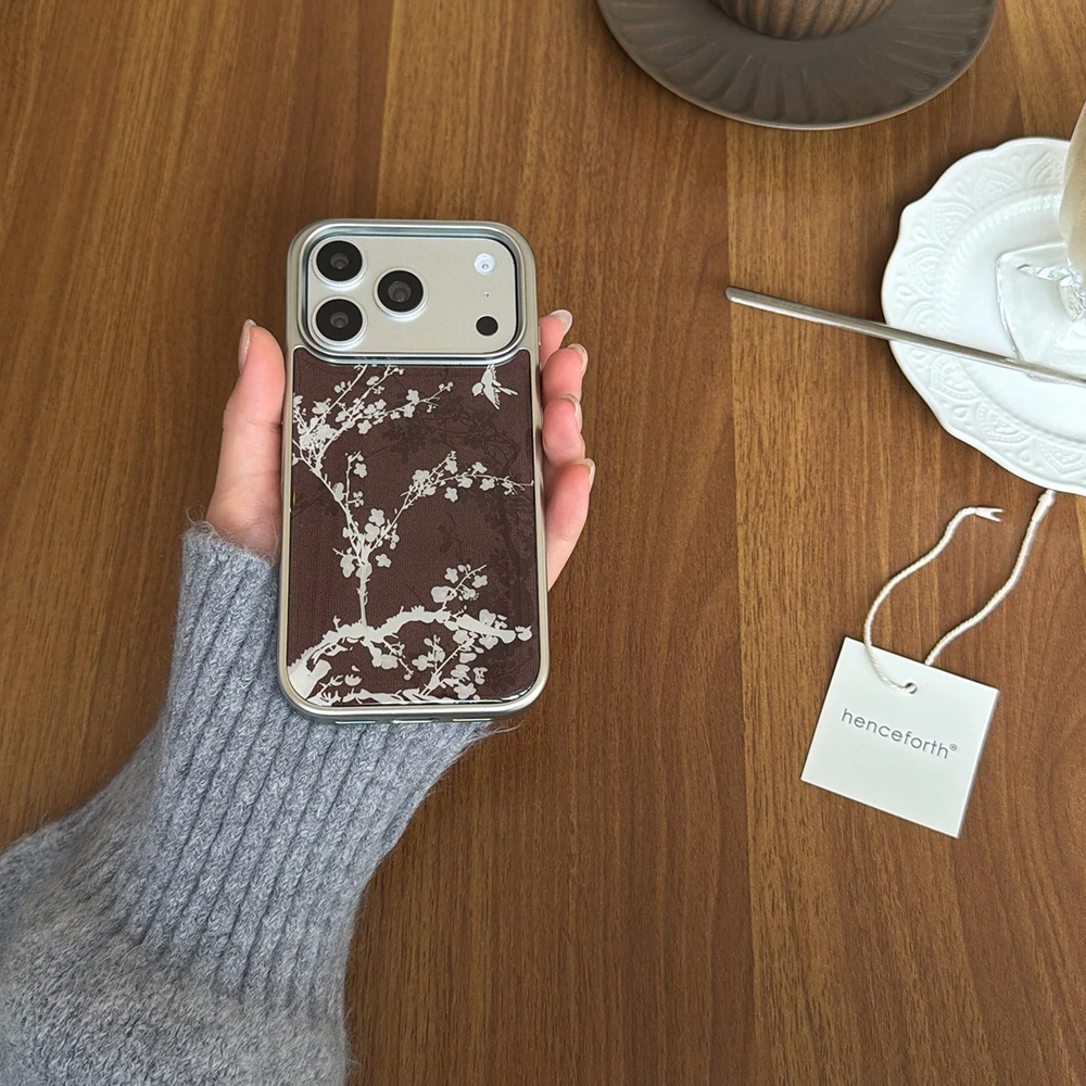Elegantes Braun mit weißem Blumenmuster, stilvolle Hülle für iPhone 17, 16, 15, 14, 17 Pro Max 13, galvanisierte, stoßfeste Abdeckung mit Tropfenkleber – Detail 15