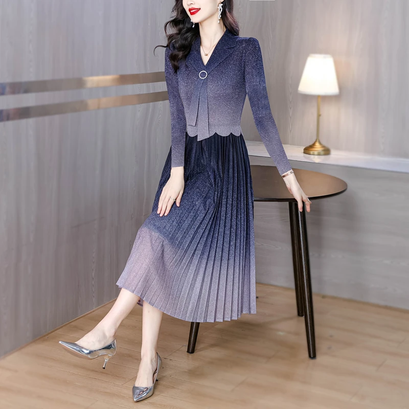 

Women Korean Vintage Hepburn Vestidos Autumn Winter Luxury Sequins Pleated Long Dress 2025 Elegant Bodycon Evening Dress