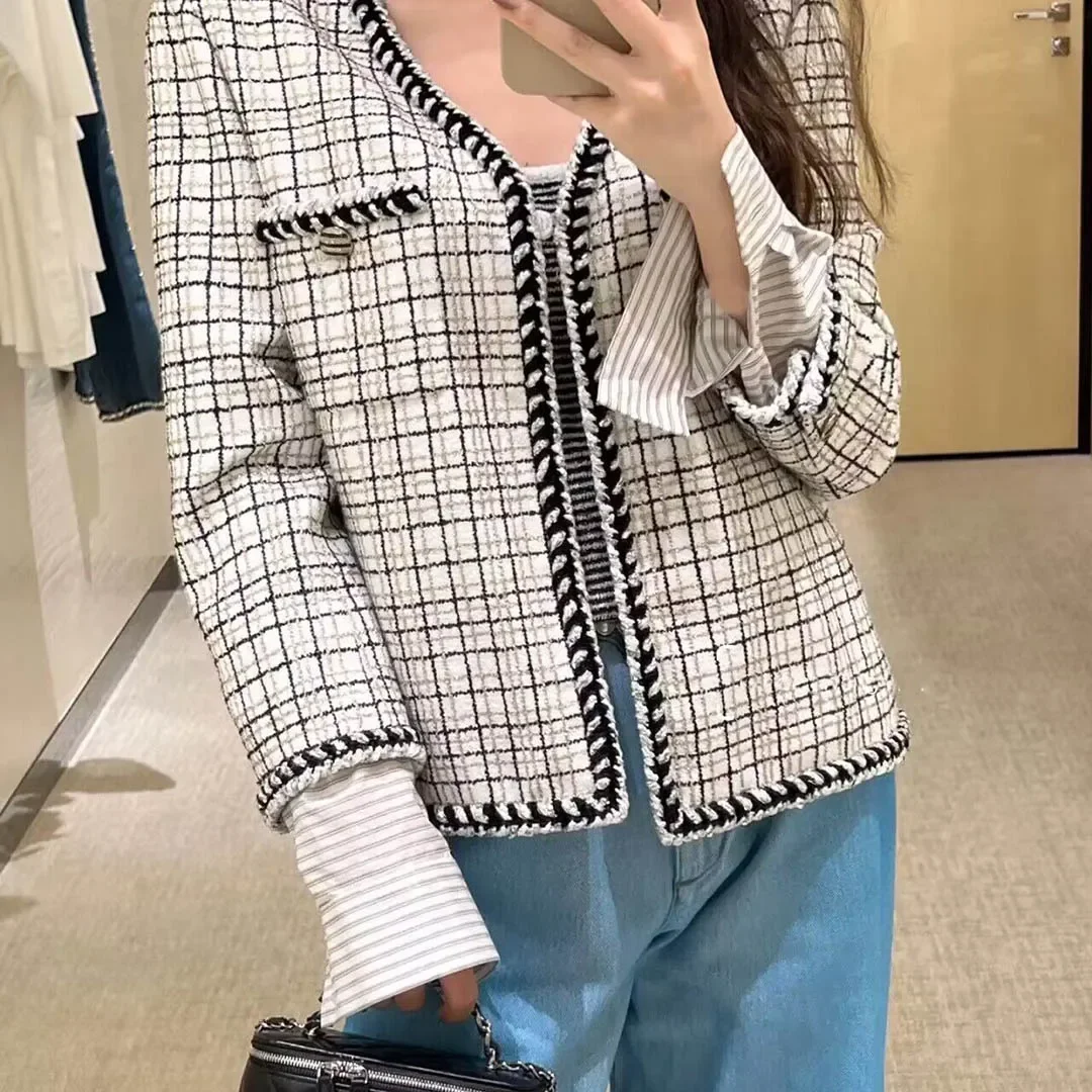 Runway Fashion Design Gold Thread Plaid White Tweed Jacket Women V-neck Long Sleeve Patchwork Silk Liner Vintage Sweet Coat