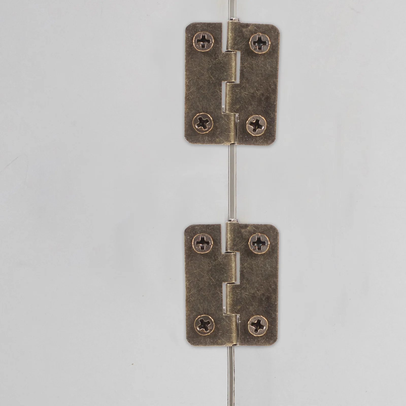 

20Pcs Small Hinge Iron Jewelry Box Hinges Durable Rustproof Replacement for DIY Crafts 1.2inch Mini Small Hinges