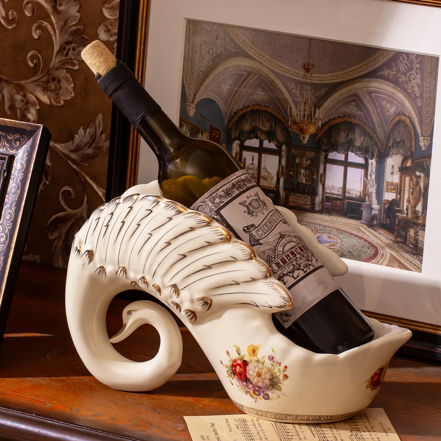 European ceramic red wine rack wine bottle rack wine side entrance decoration light high-end swan ornamen 4