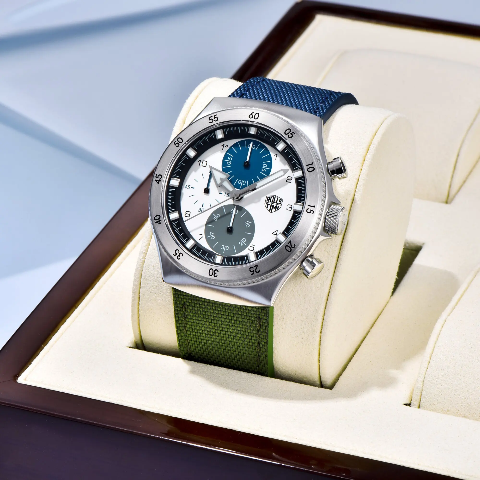 RollsTimi 2025 Orologio al quarzo da uomo 43mm Moda quotidiana Stile casual Cinturino in pelle Cronografo impermeabile luminoso in acciaio inossidabile