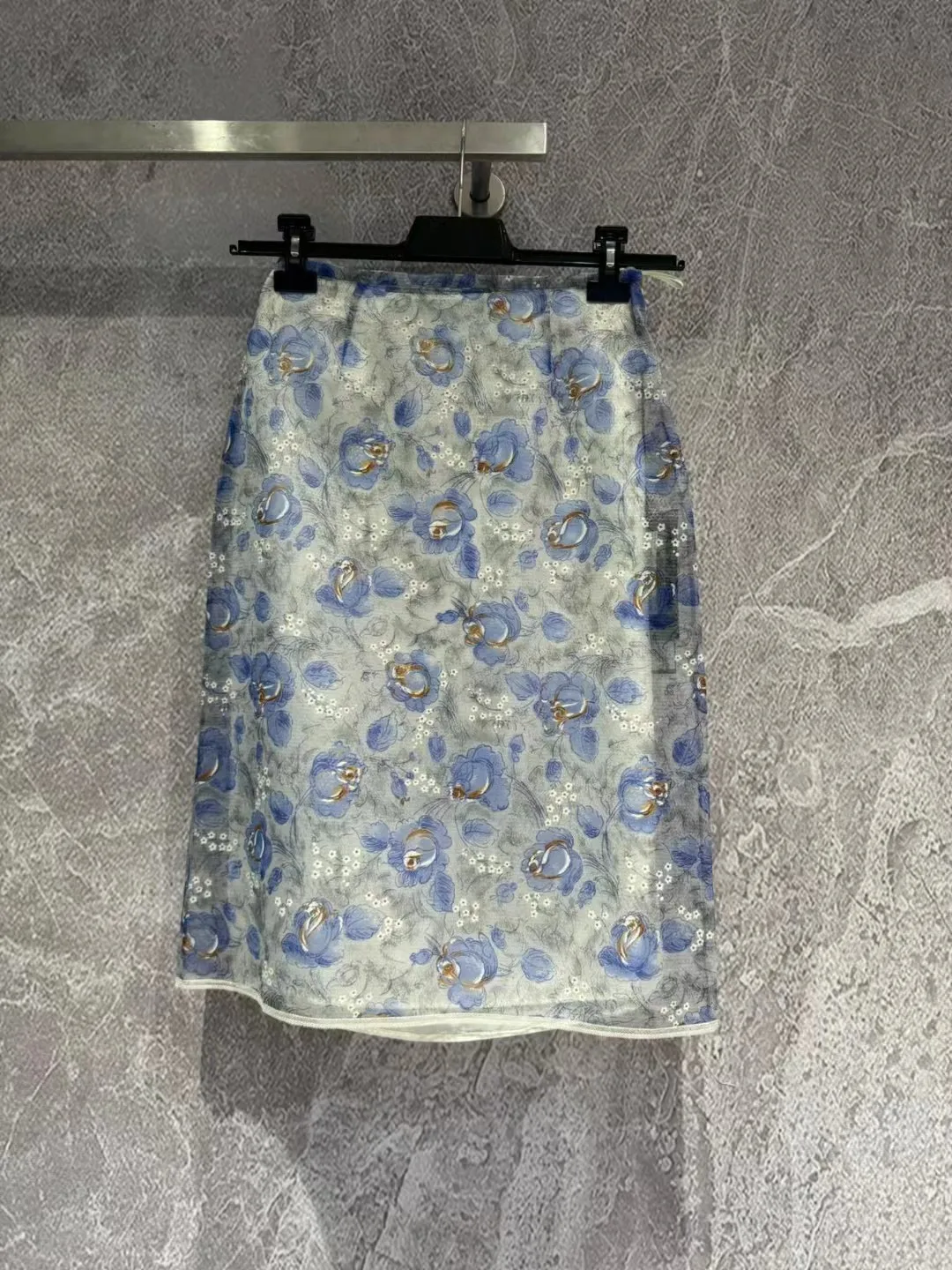 

2024 New Flowing Flower Half Skirt, Glossy and Draping, Paired with Independent Skirt, 100% Silk