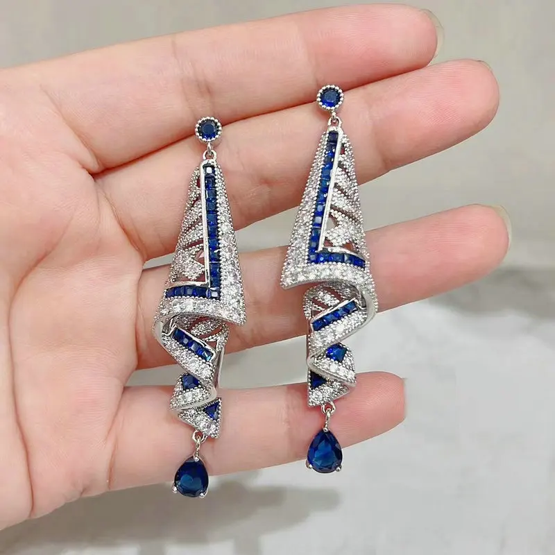Bilincolor Fashion Green Cubic Zirconia Sprial Earring for Women