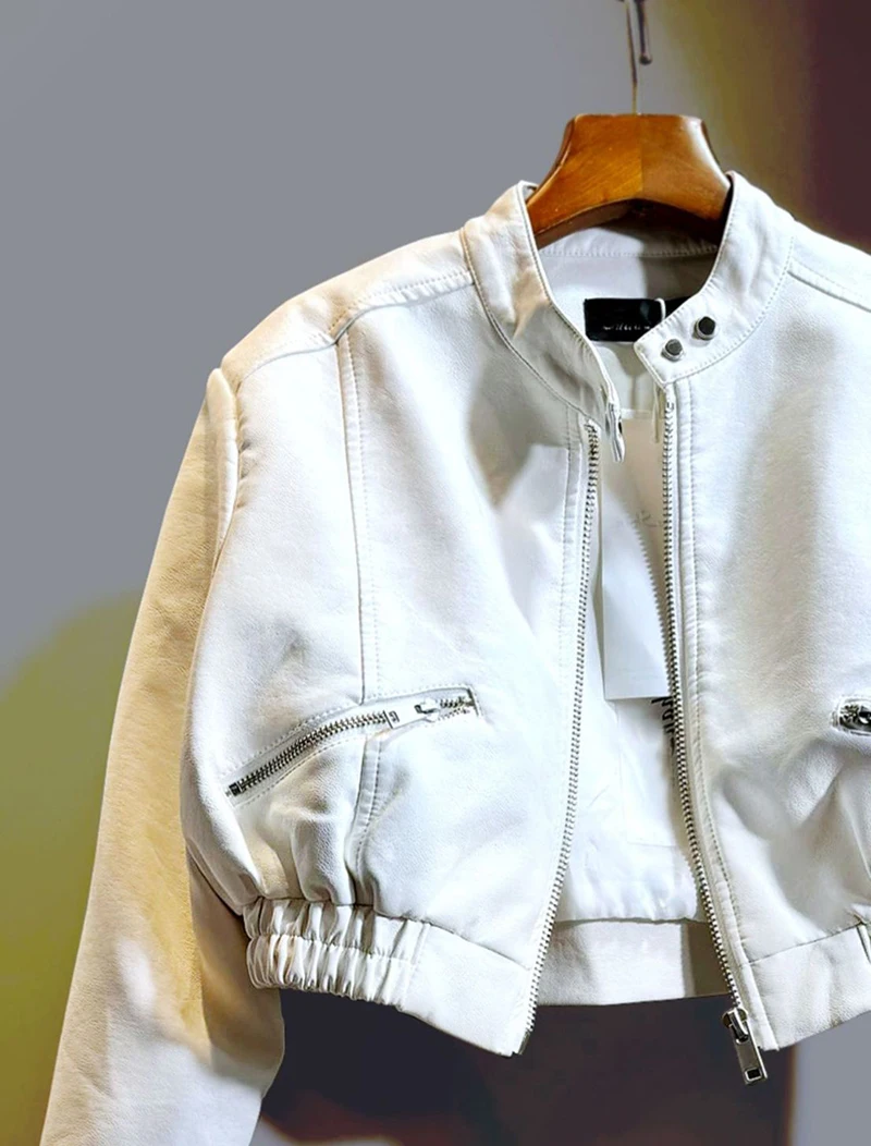 Chic Black Women Cropped Moto Jacket Zip Up Crew Neck Pockets Coat Faux Leather High Street Y2K Streetwear Winter Outwear Top