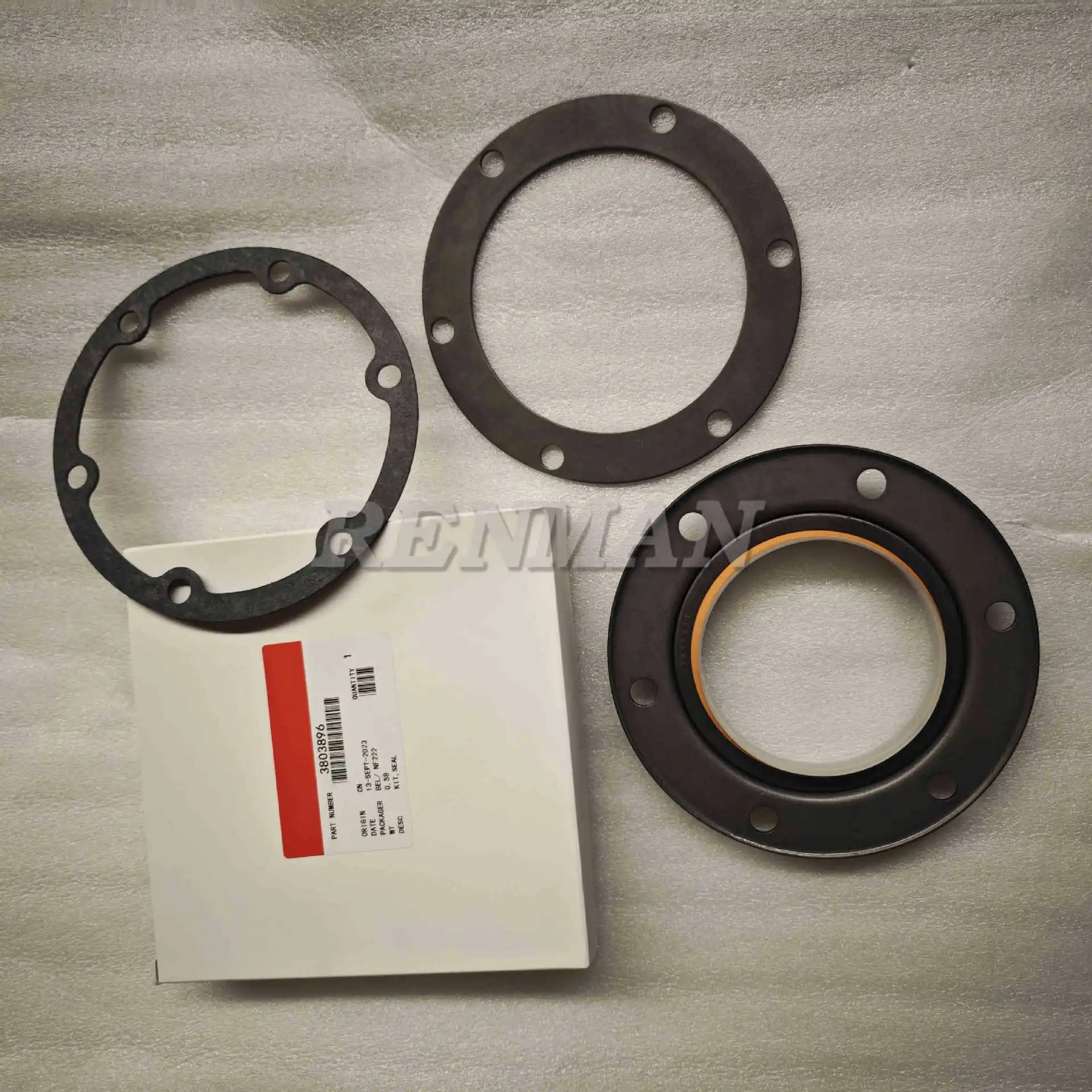 

Applicable to Cummins engine L10 oil seal assembly 3801138 seal assembly 3801627 3803896
