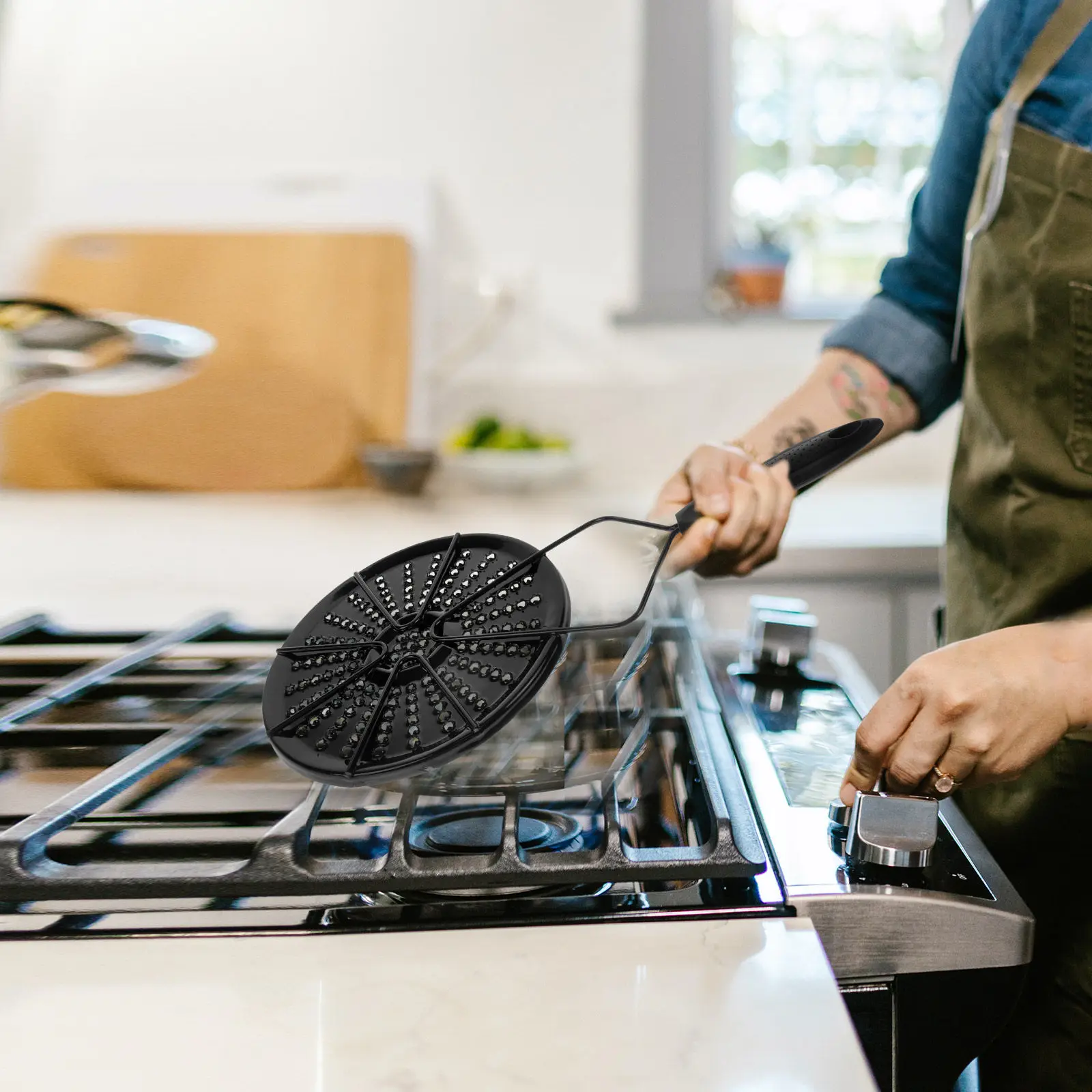 1Pcs Enamel Induction Hob Adapter Plate Heat Diffuser Disk Compatible with Any Cookware Non-Induction Pots Pans Secure Heat