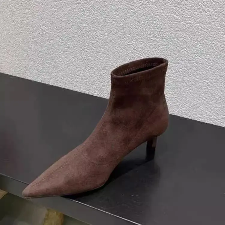 Short Winter/autumn Padded Ankle Boots for Women Stylish Pointed Toe, Low Heel Boots  Sexy Women's Large-sized Boots