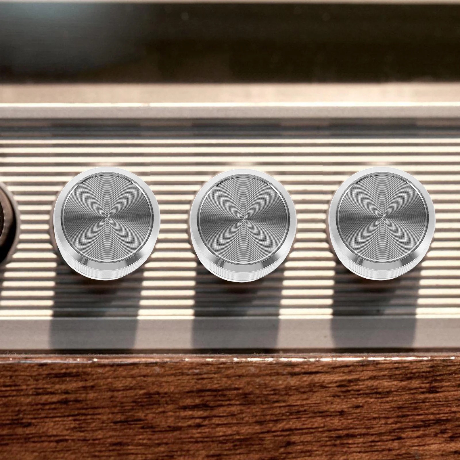 

Metal Volume Control Knob Spiral Texture Precision Adjustment for Guitars Amplifiers Audio Systems Elegant Design Smooth