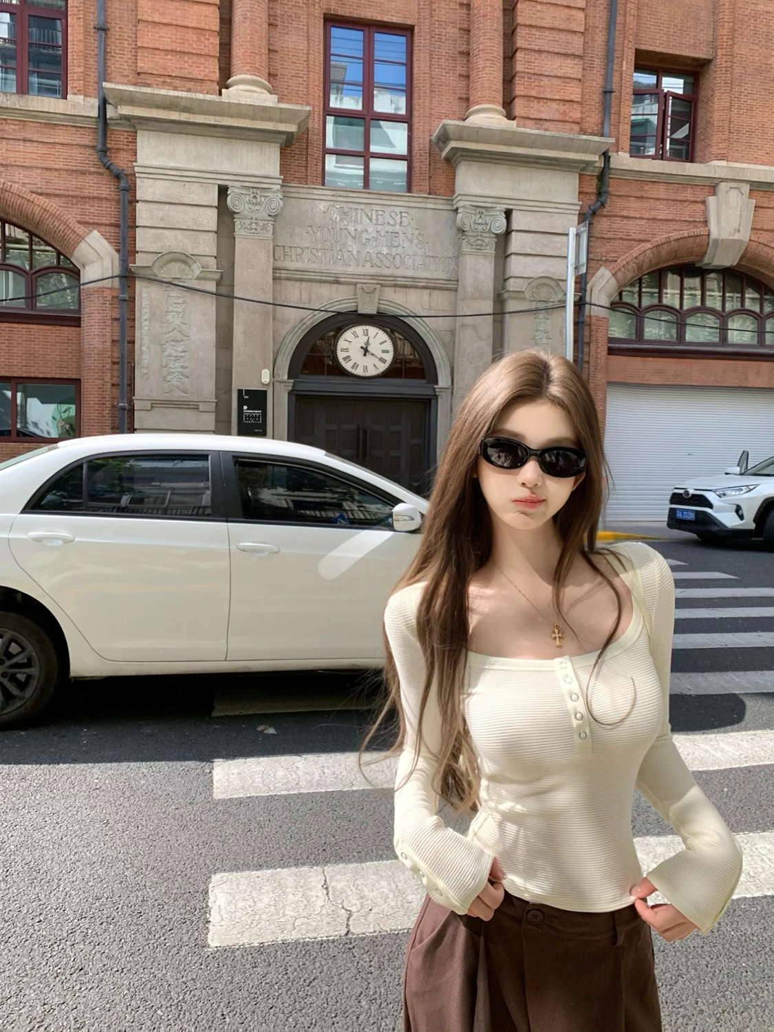 

JMOP корейская облегающая женская футболка с длинным светом и квадратным воротником, эластичный топ для внутренней одежды на осень-зиму