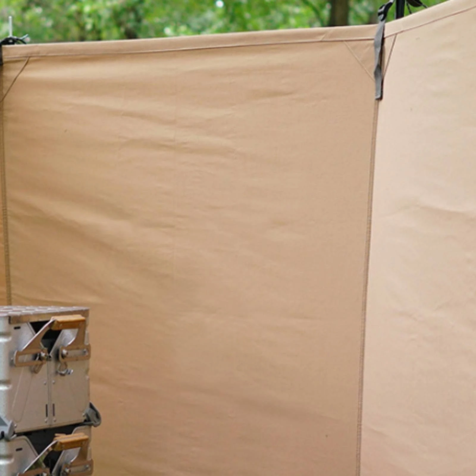 Camping Windbreak with Poles Portable Camping Windscreen Outdoor Windbreak Lightweight Compact for Campers, Campsites, Picnics