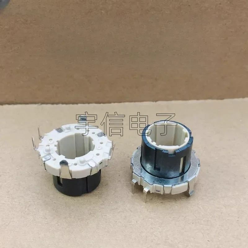 1PCS EC21A1520407 Hollow Shaft Rotary Encoder 30 Positioning 15 Pulses 360 ° Car Navigation CD Volume Adjustment 3-Pin