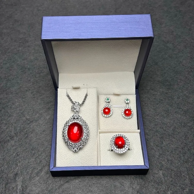 

New Natural Red Suit, Temperament Classic Fashion Three-piece Set