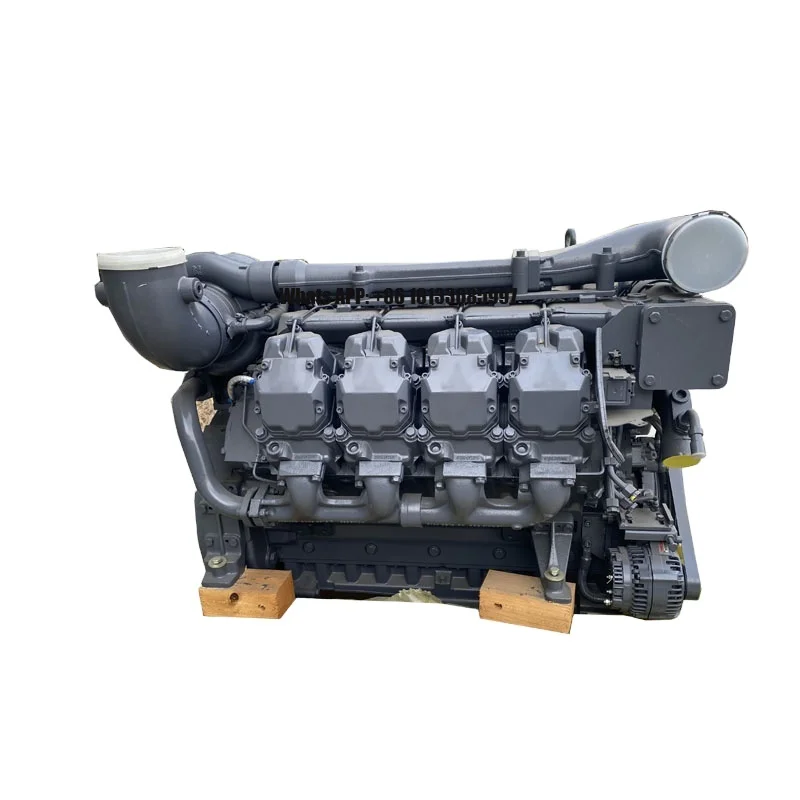 TCD2015 V08  Assembly Water Cooled 8 Cylinder 4 Stroke Electric Start with Motor & Pump Euro 3 Emission Standard
