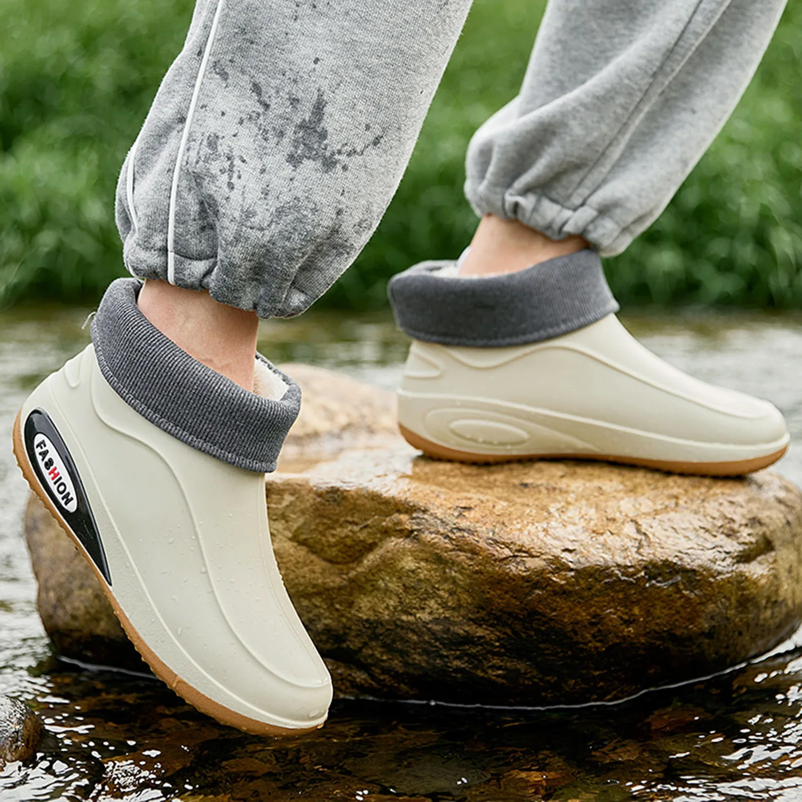 New Short Tube Men's Stylish Winter Outdoor Warm Velvet Rainboots Waterproof Anti-Slip Work Shoes Kitchen Fishing Water Shoes image 4