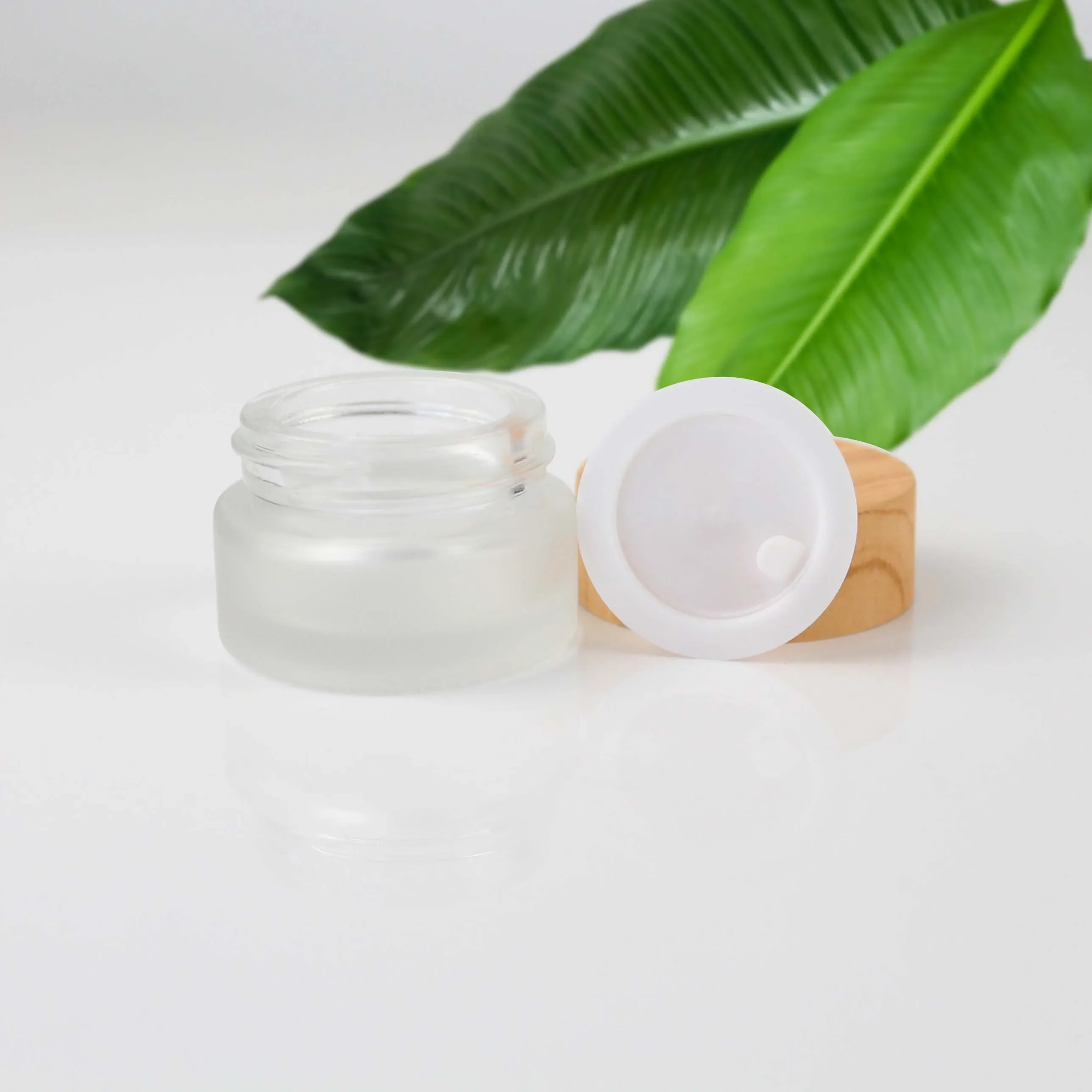 10Pcs 10g 20g Mini Glass Empty Jar Pots Cosmetic Inner Lid Face Cream Lip Balm Container Portable Refillable Bottles for Makeup