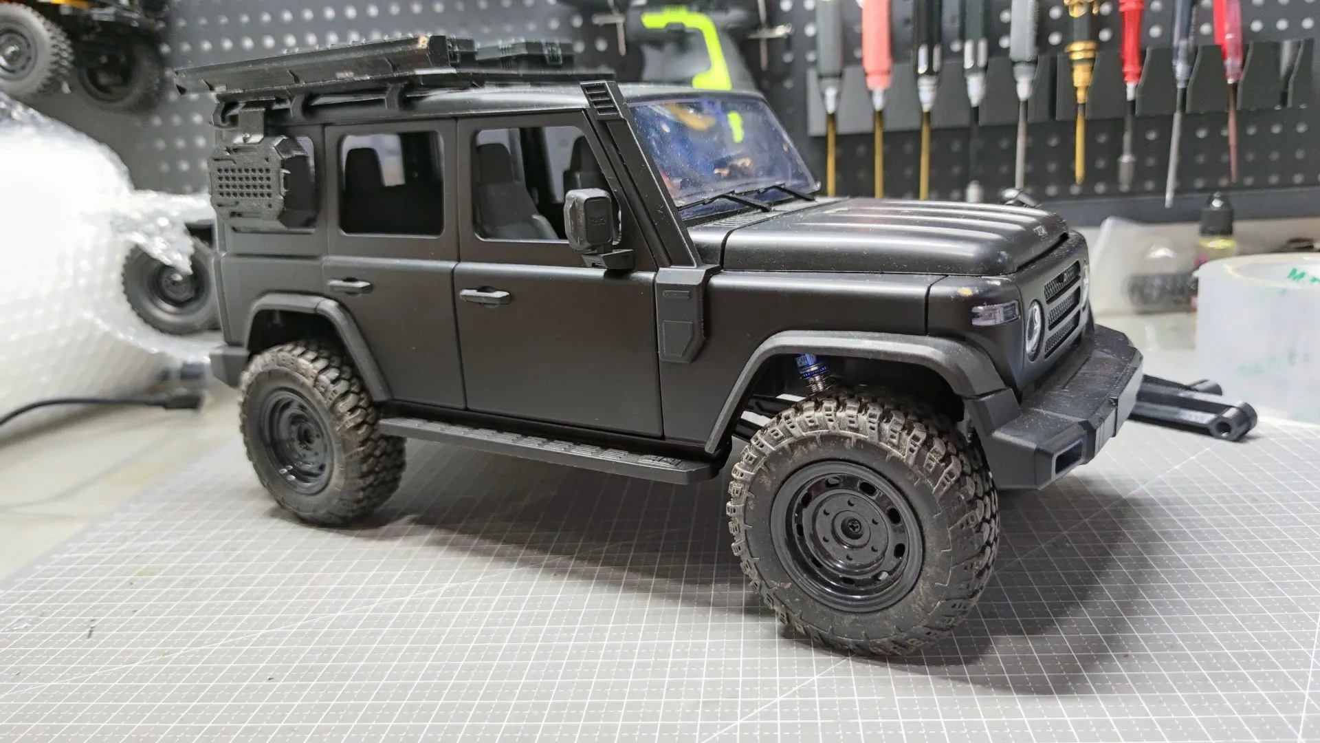 RC Crawler Upgrade Parts Custom Full‑Set Mod Kit Roof Rack Side Ladder Storage Box For 1/12 MN212 Decor Spare  Accessories
