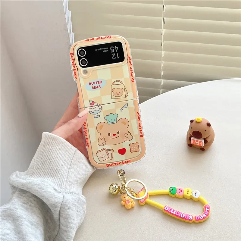 เคสโทรศัพท์ลายหมีสีเหลืองน่ารักสำหรับ Samsung Galaxy Z flip 6 5 4 3ฝาหลังป้องกันสำหรับ ZFlip4 ZFlip5 ZFlip6เคสผิวนอก
