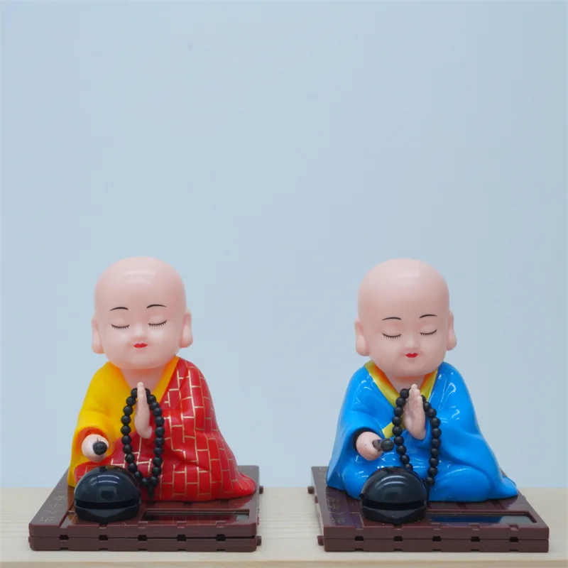 New Cute Little Monk Car Solar Toys Creative Little Monk Shaking Head Nodding Car Center Console Knock Wood Fish Decoratives